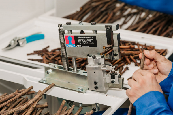 Прививочная машинка Omega Uno